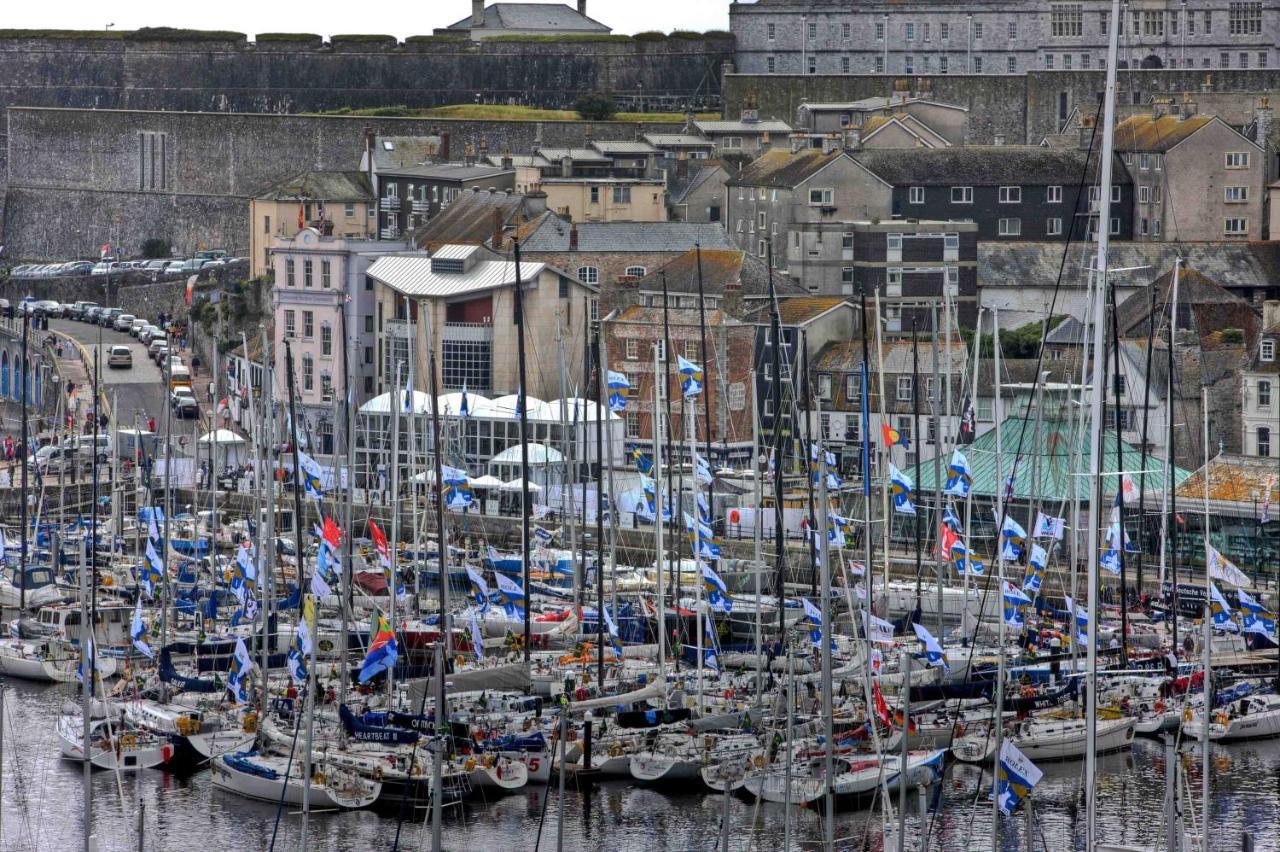 Strathmore House Apartments Plymouth Buitenkant foto